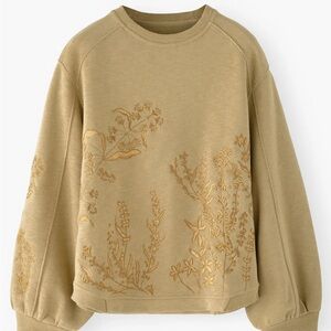 Embroidered sweatshirt - worn once 
Double cotton jersey - sand